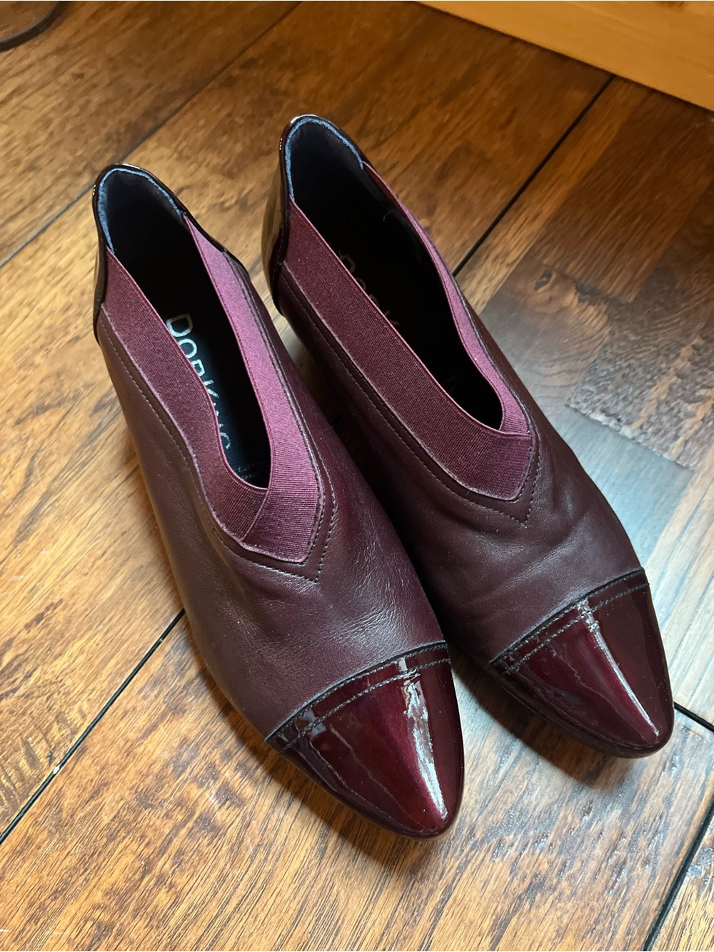 Women's Burgundy Pointed Toe Shoes